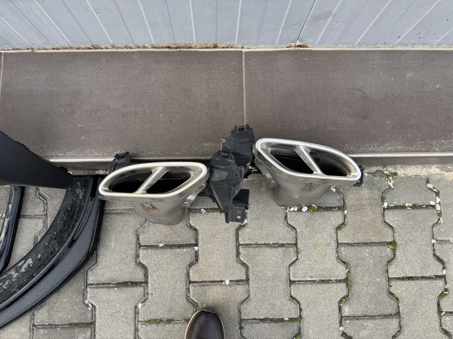 Преден и заден дифузер добавка предна и задна AMG броня Mercedes W213