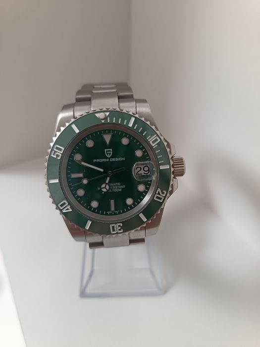 Se  vinde ceas Pagani Design