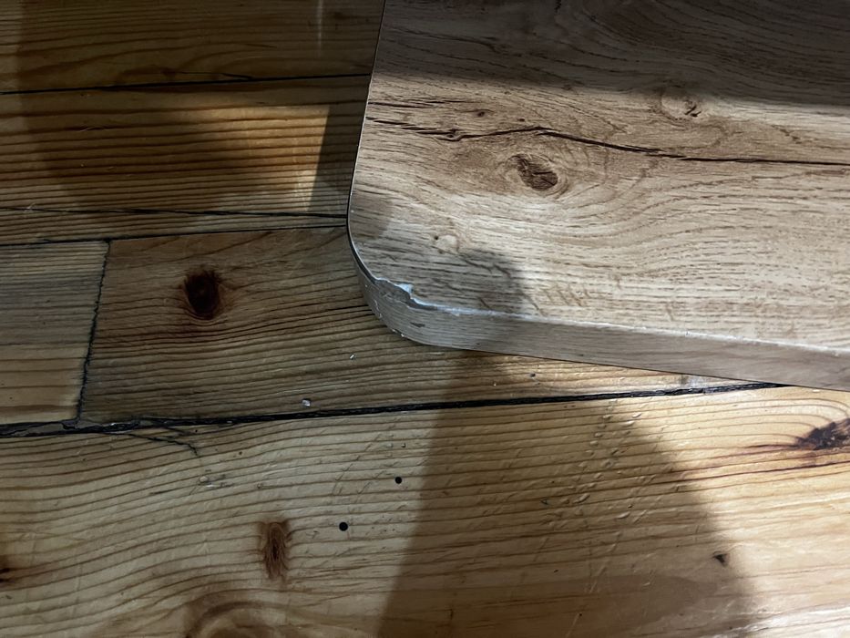 Въртяща се холна маса от МДФ