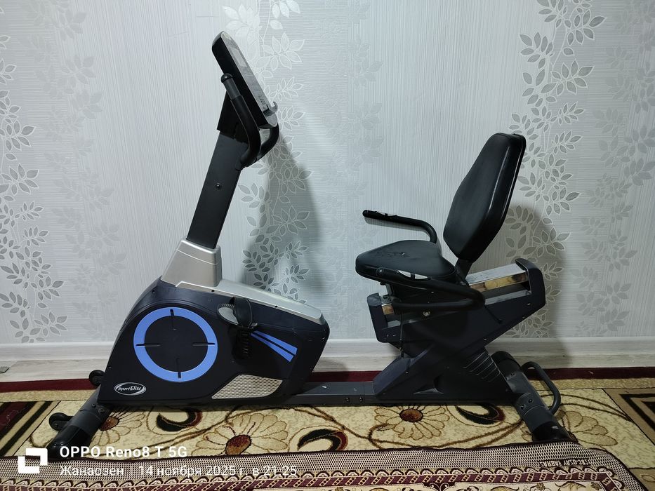 Велотренажер горизонтальный