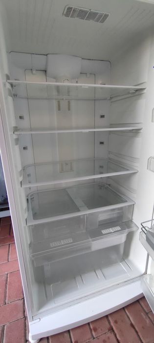 Frigider Beko DEN 477WD