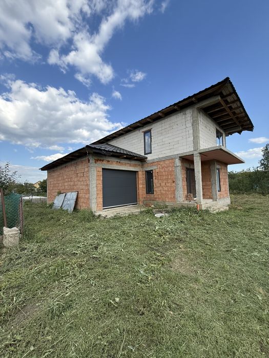 Casa de vanzare in Livada!