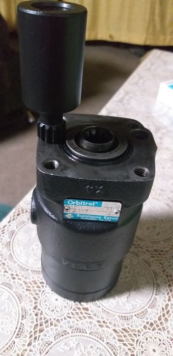 Distribuitor rotativ marca Orbitrol ( Danfoss )