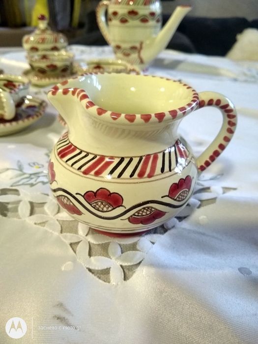 Италианска ръчно рисуван сервиз за кафе S.C.O Orvieto Italy.