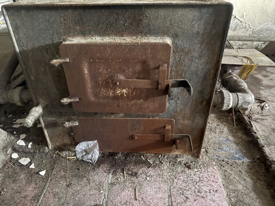 Продам печку на 600 квадротав