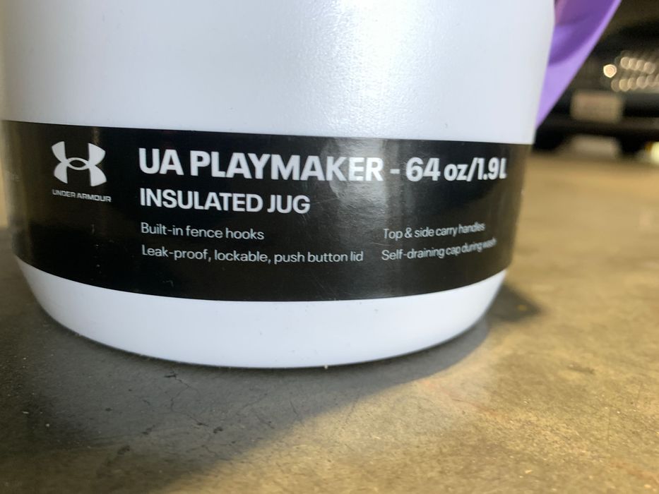 Under Armour • USA