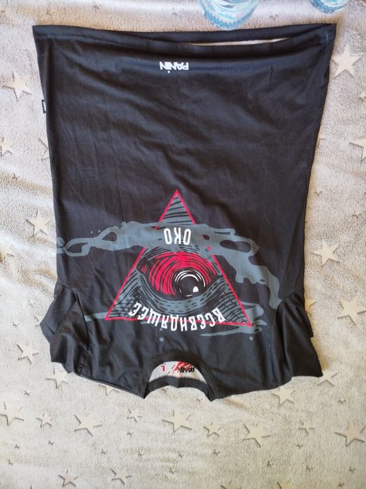 Футболка на мальчика с принтом 1000 тенге.