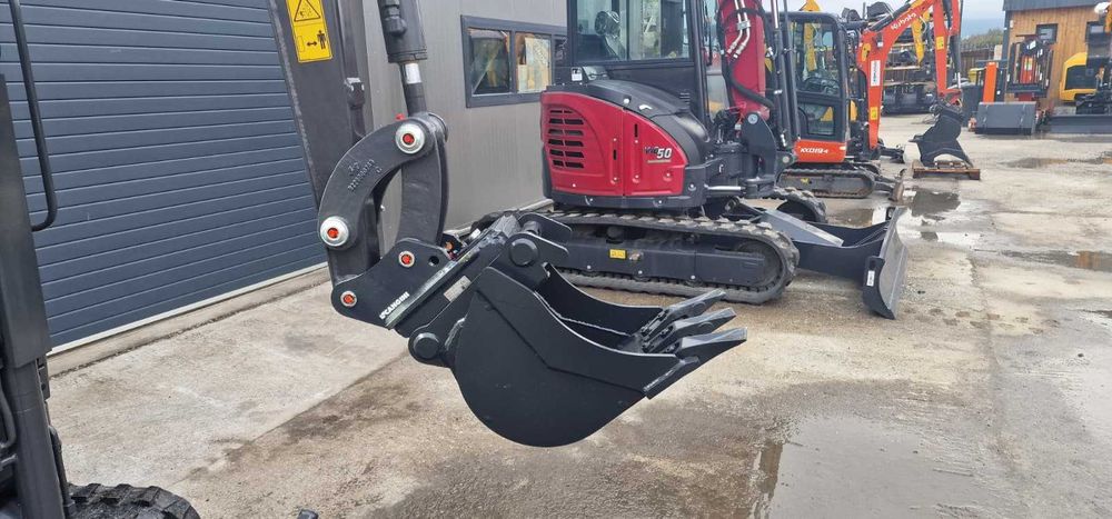 NOU Mini Excavator 1.9 Tone EUROCOMACH 18ZT | Yanmar - Fabricat Italia