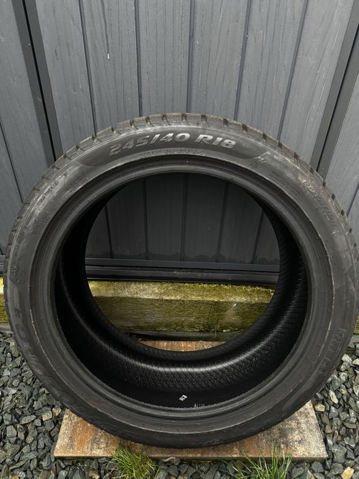 Set anvelope noi 245 40 18 Pirelli Winter SottoZero 3 AO