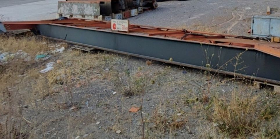 Кран мостови с телфер 5т + подкранов път с колони и релса