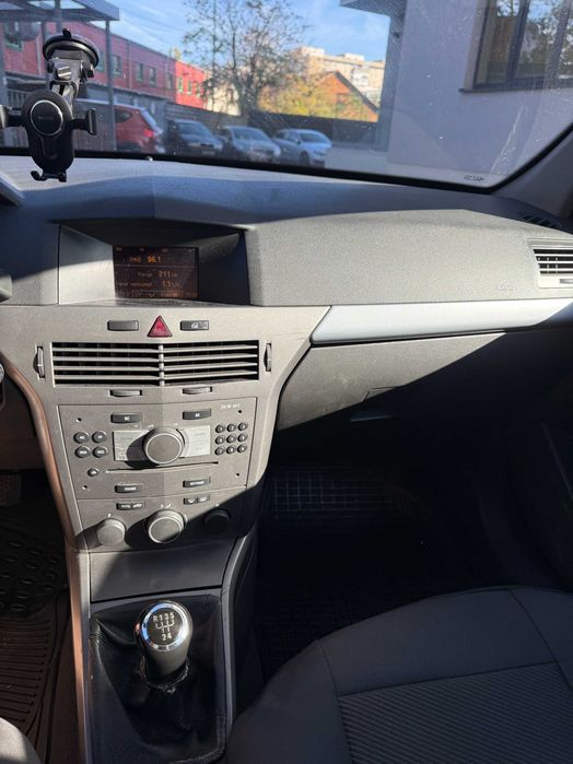 Vand Opel Astra H 1.6 Benzina