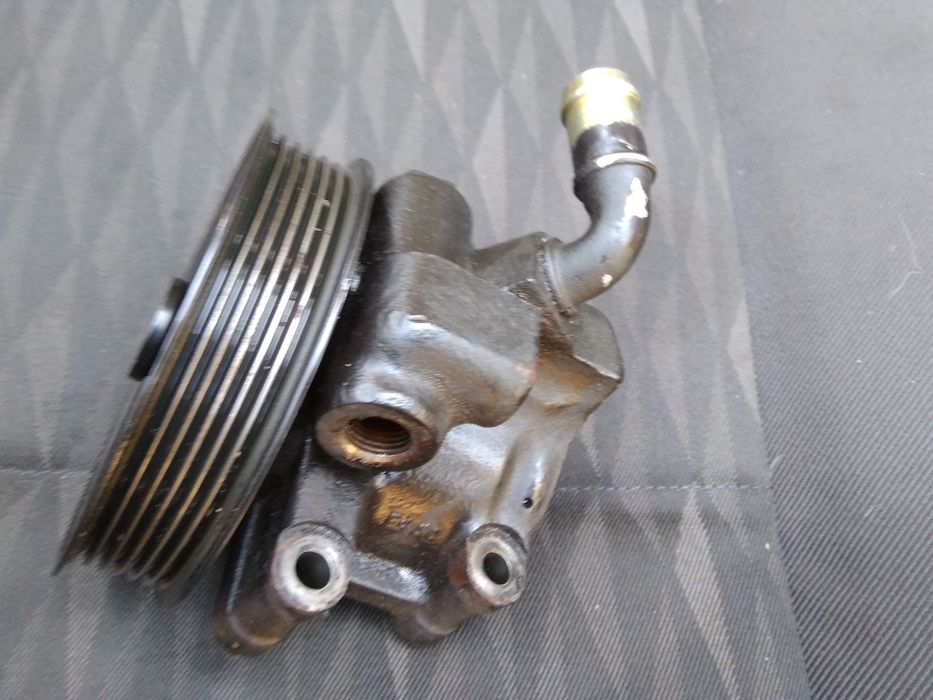 хидравлична помпа форд фокус 1.8/115/100/90 Коня Hidravlichna Pompa