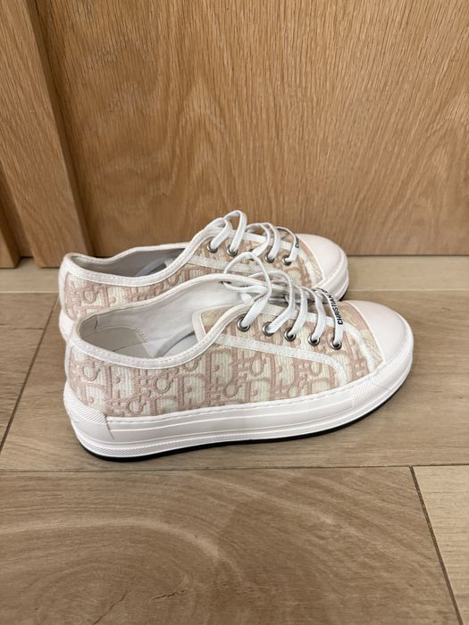 Нови кецове Dior