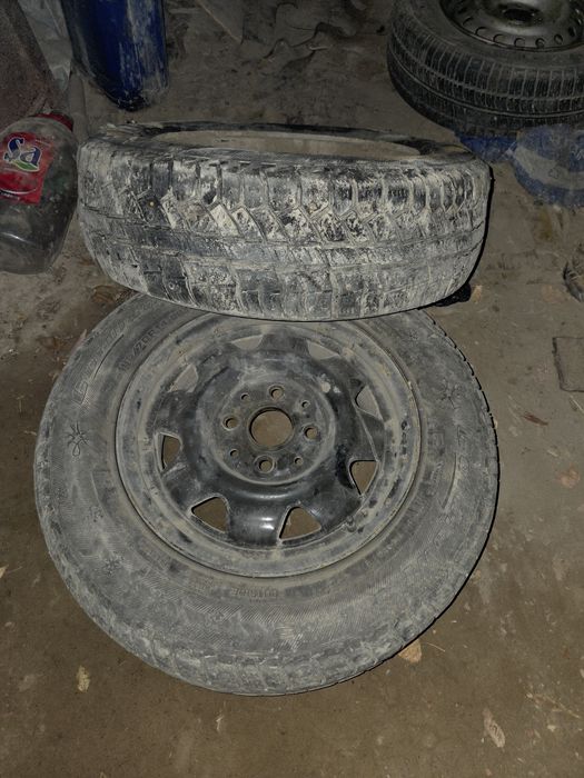 Продам зимний баллон с шипами