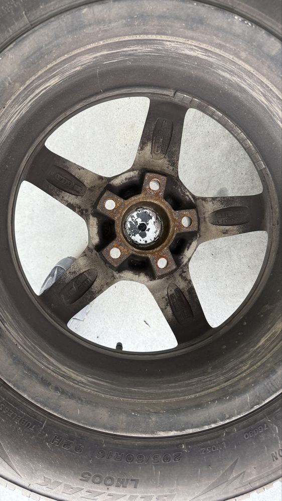 Гуми и джанти 16” 5x115 6 1/2 J ET40 Dezent Opel,Alfa Romeo, Chevrolet