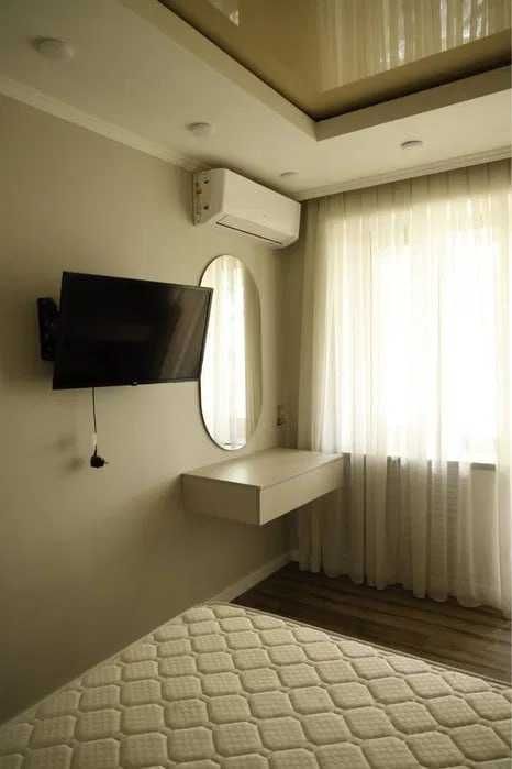 Zudlik bilan ijaraga beraman 3 xonali kvartirani shayxantoxurda 306*