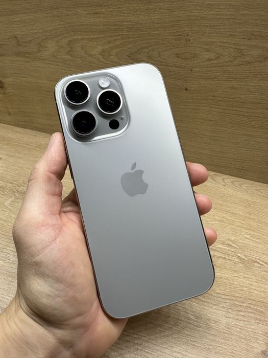 iPhone 16 PRO 256Gb Natural titanium 100% battery life