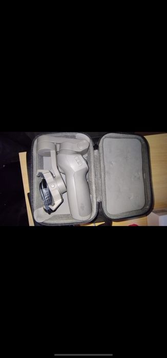 Vand Stabilizator DJI Osmo Mobile 3 cu pretul de 250 RON