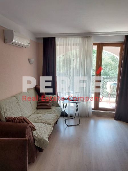 Продава се Двустаен апартамент в к.к. Слънчев бряг - 60 кв.м за 1250 €/кв.м - Снимка #3