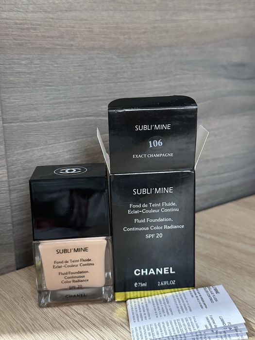 Fond de ten Chanel