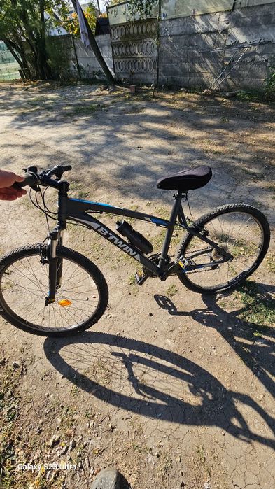 Vând bicicleta betwen