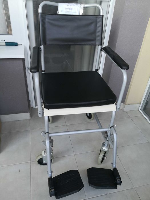 Продава Стол за баня и тоалет