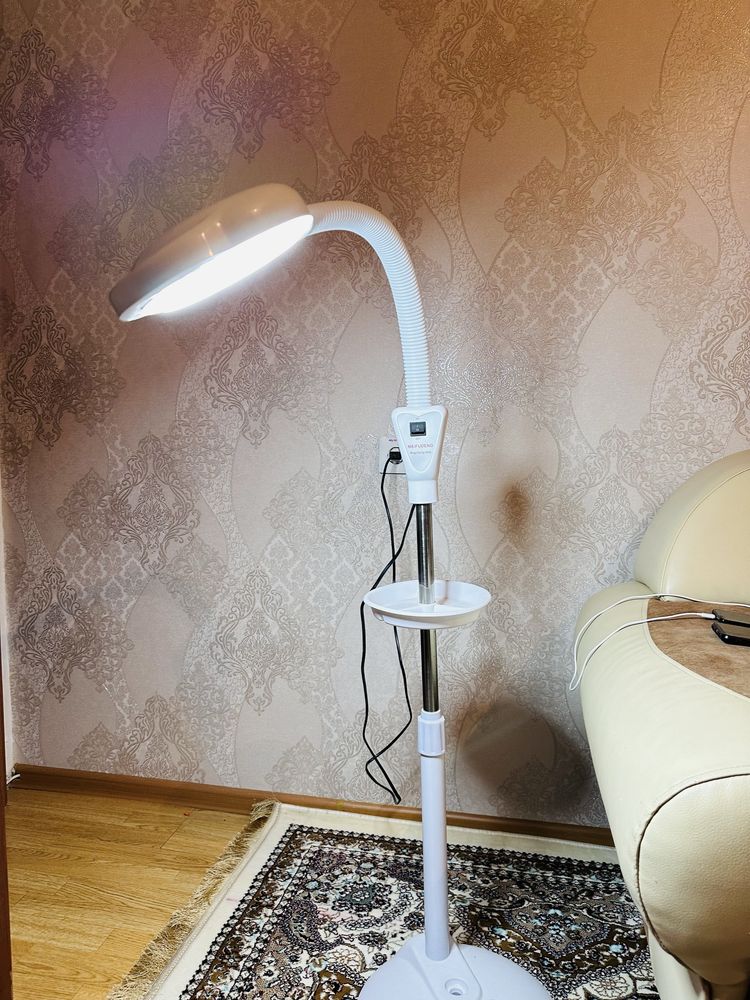 Лампа для салона красоты
