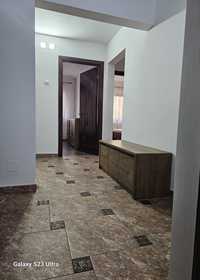 Vand apartament 3 camere parter în Burdujeni