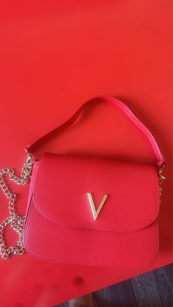 Средна чанта Valentino