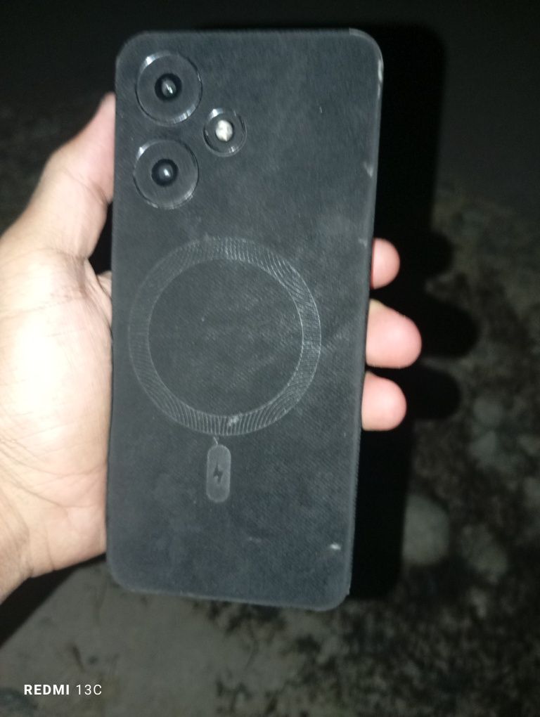 Infinix hot 30 play 128 tali