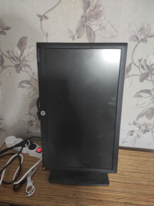 Системные блоки и мониторы