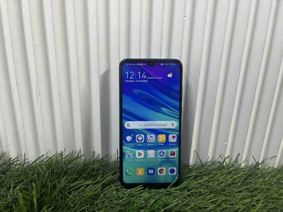 телефон Huawei P Smart 32 gb