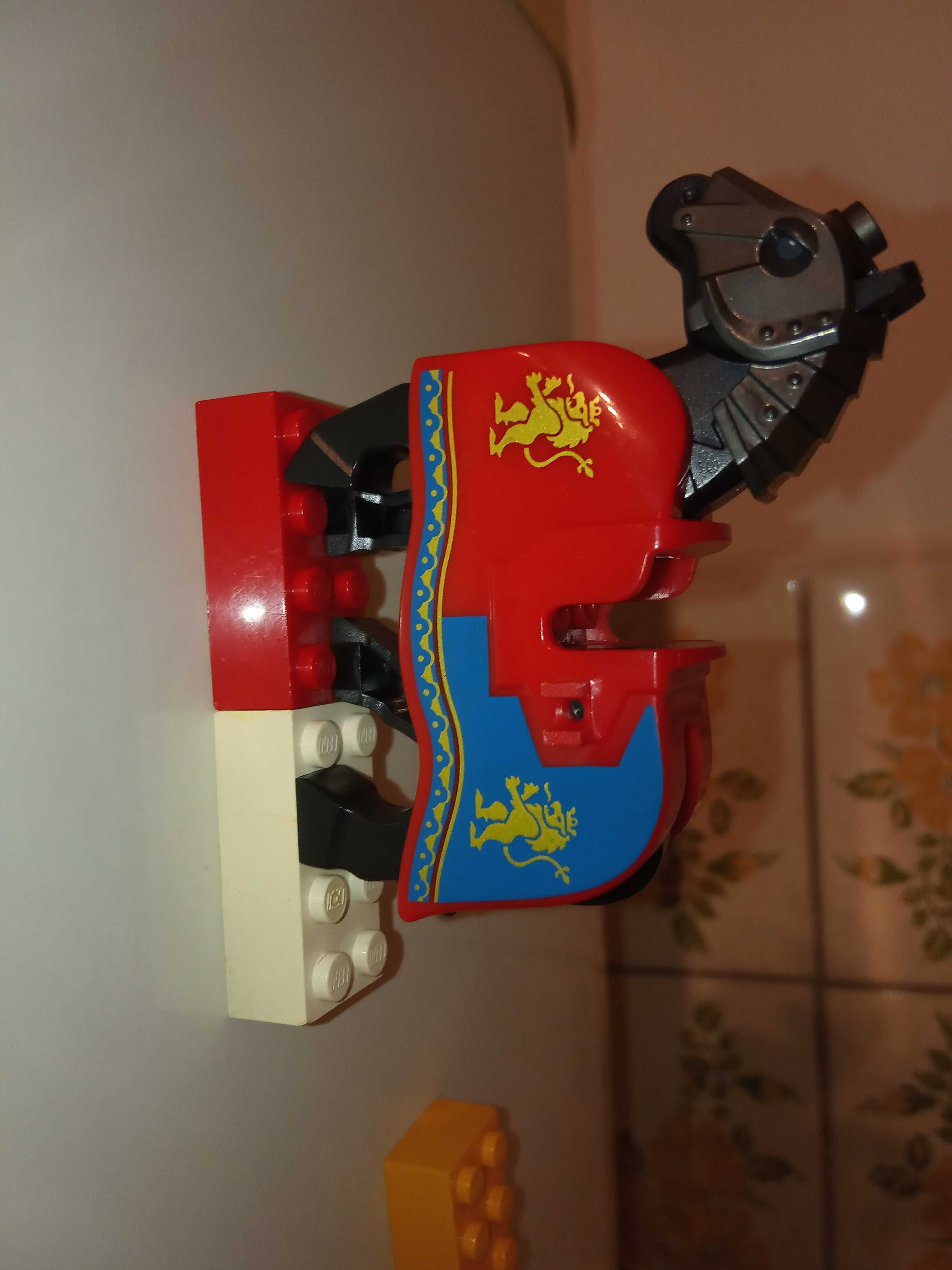 Lego  caramizi cu magneti (merg pe frigider si pe orice metalic)