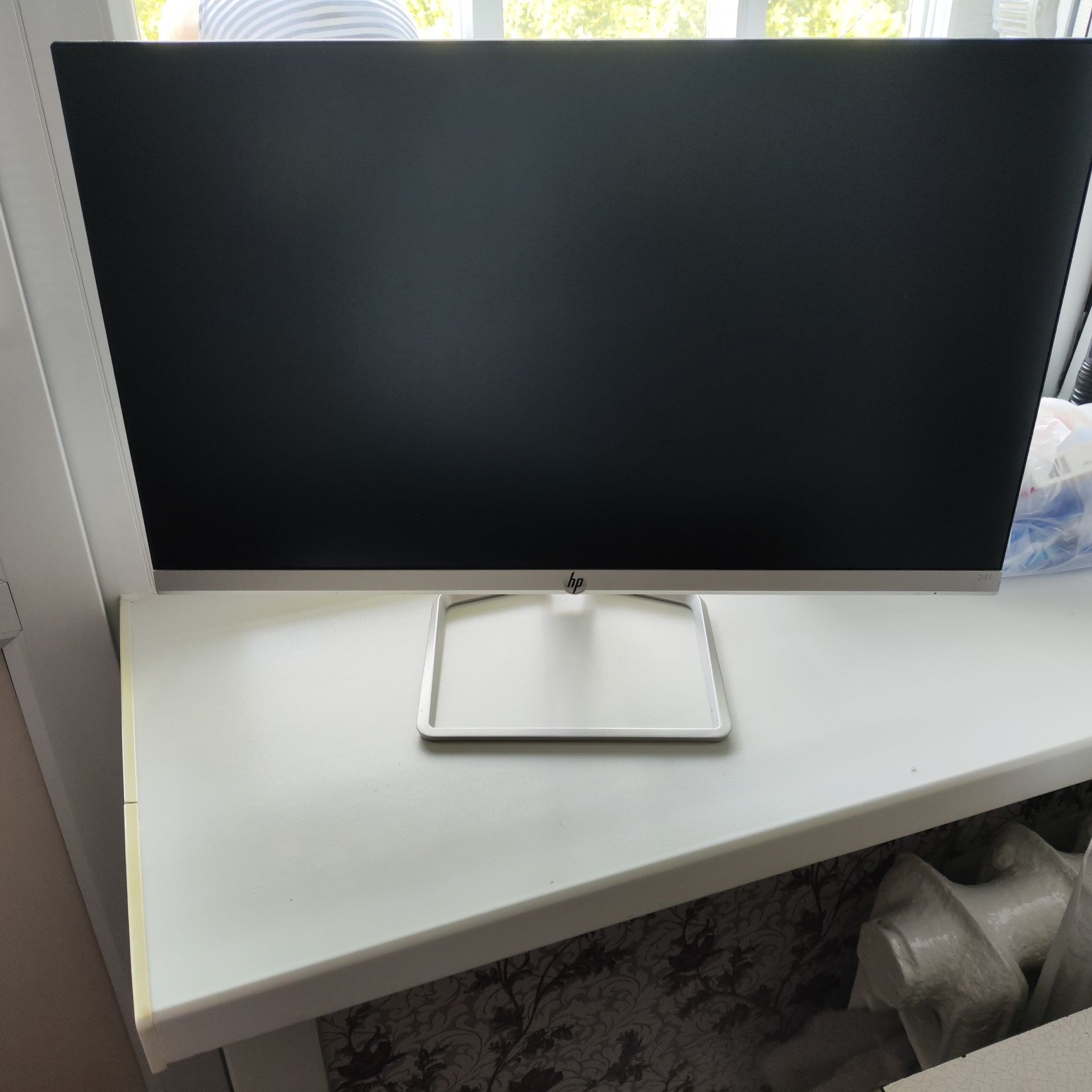 Продам Монитор HP 24f