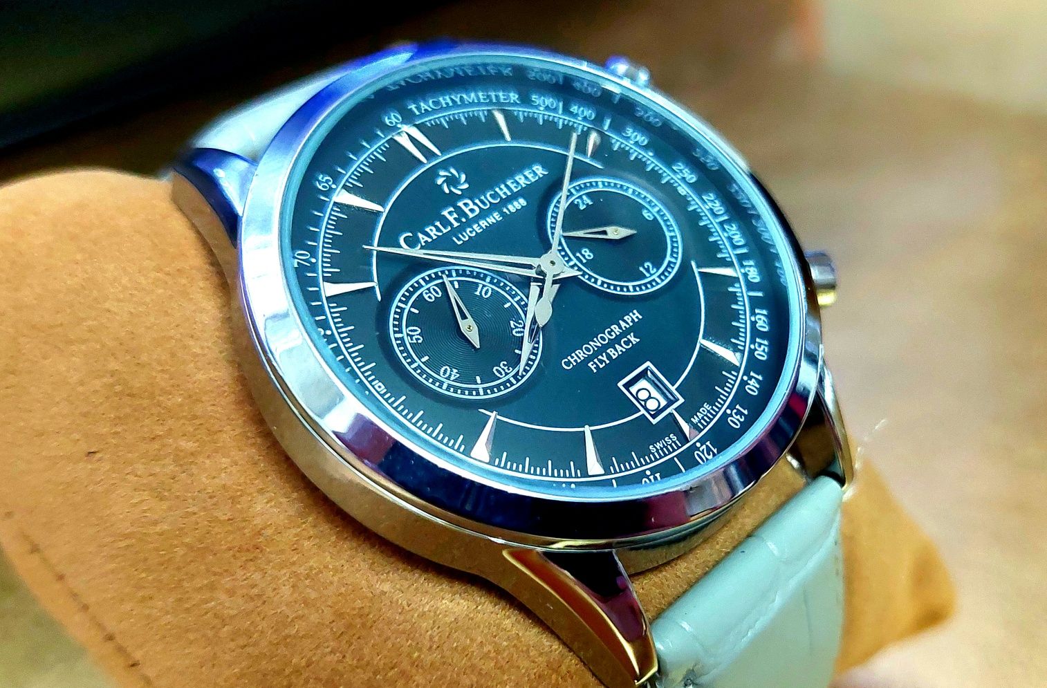 Orient часовник, Seiko, Breitling
