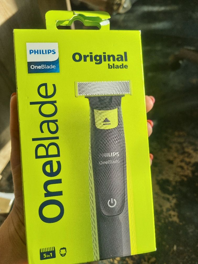 Aparat de ras OneBlade Philips Original , 5in1 nou