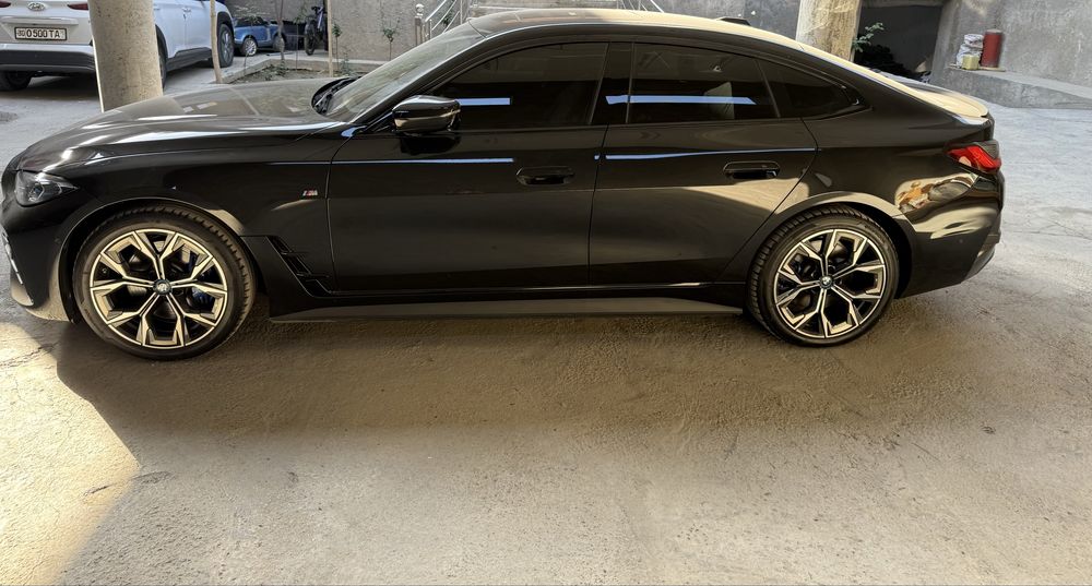 Bmw I4 edive40 М покет Германия