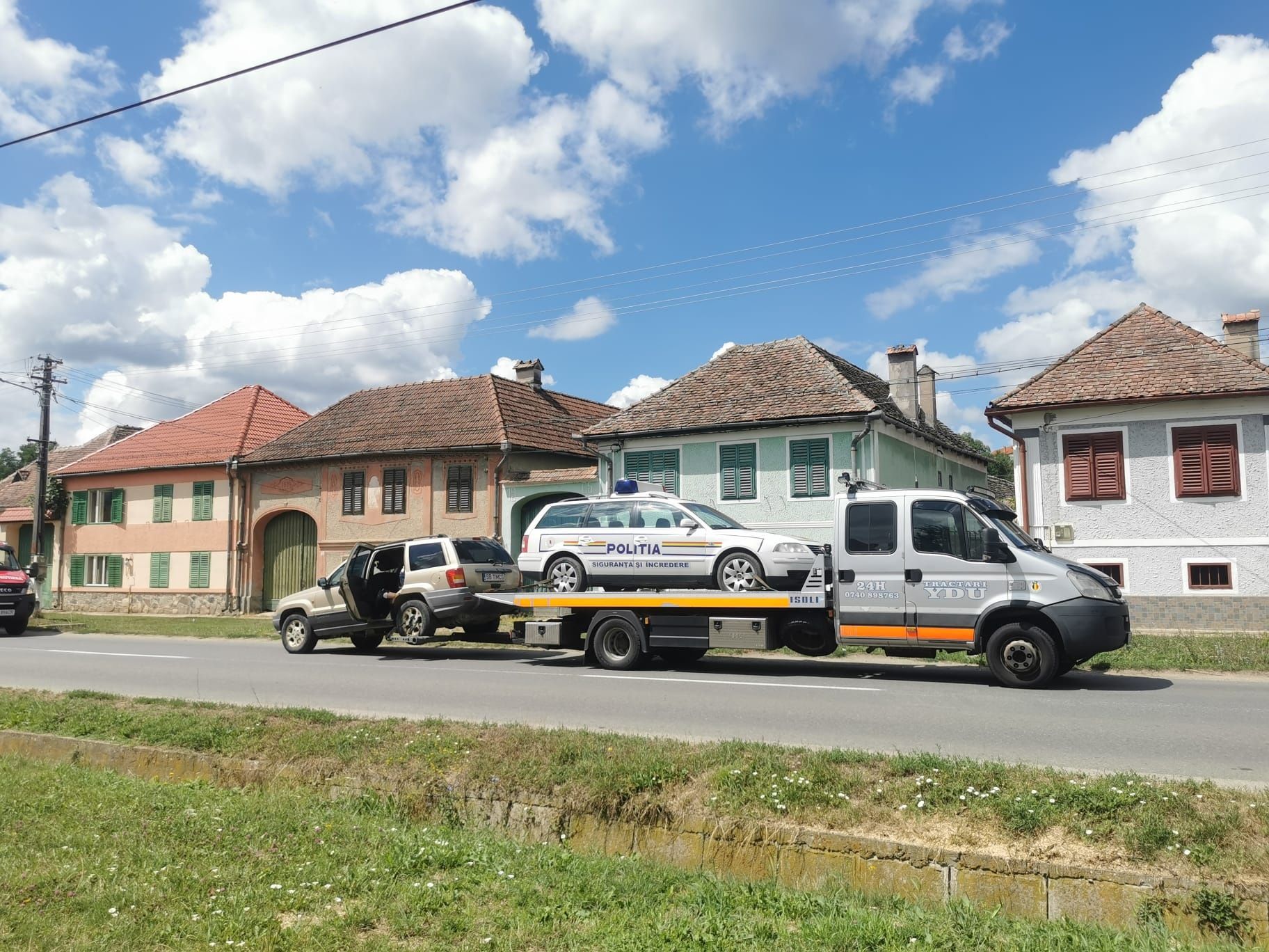 Tractari Auto Non Stop (Camioane,Autoturisme,utilaje)