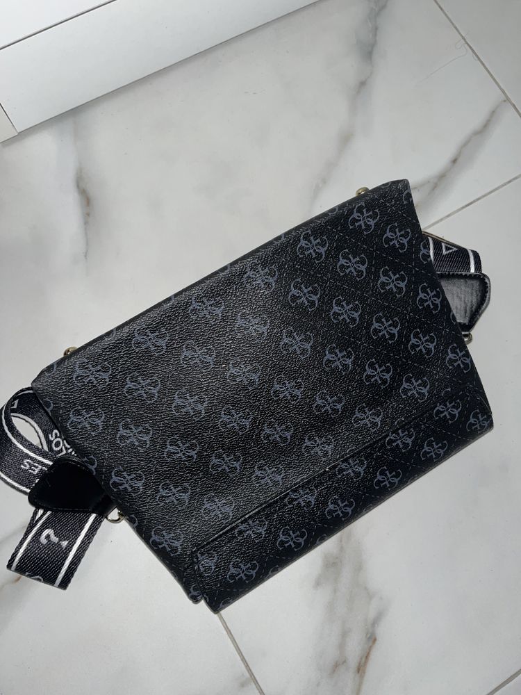 Geanta guess noua