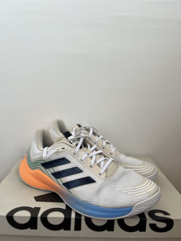 Adidas Novaflight Primegreen M