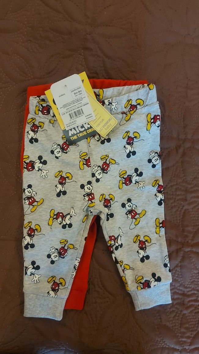 Бебешки  нови 2бр. памучни долнища Lc waikiki Disney 6-9м