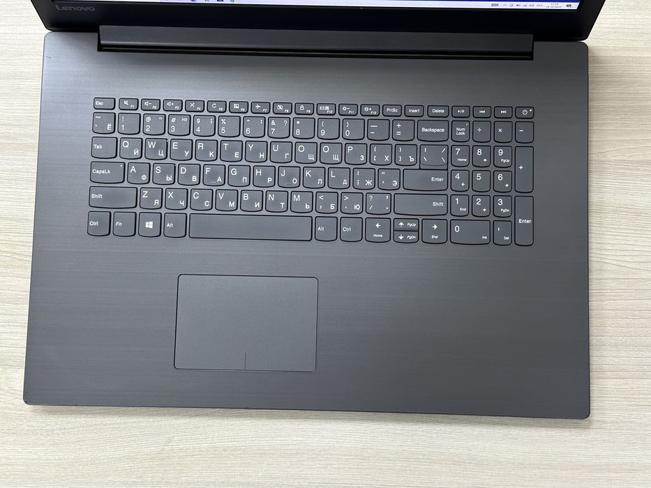 Ноутбук Lenovo 17.3” / i5-7200U / Nvidia 940 / 8gb DDR4 / kaspi 0-0-12