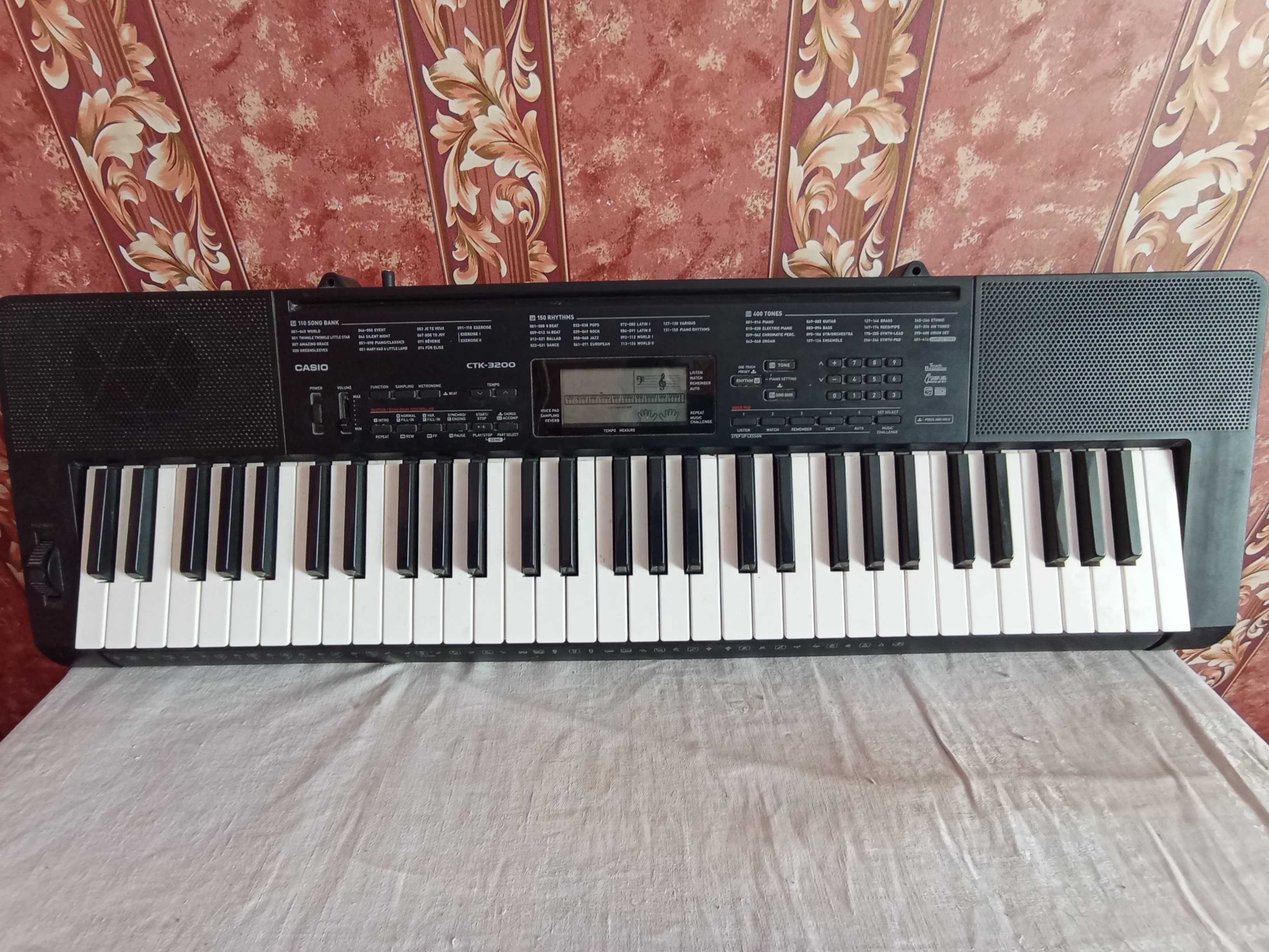 Синтезатор CASIO