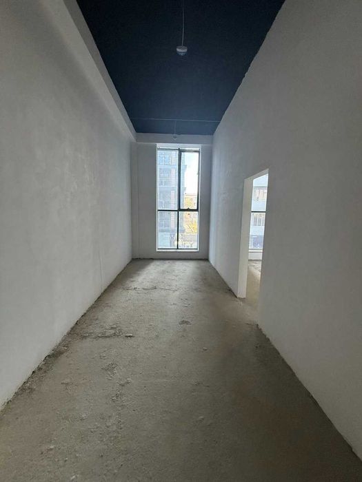 Сдается отдельно стоящие здание вдоль 1 линии Юнус Абад 7 квартал SH83