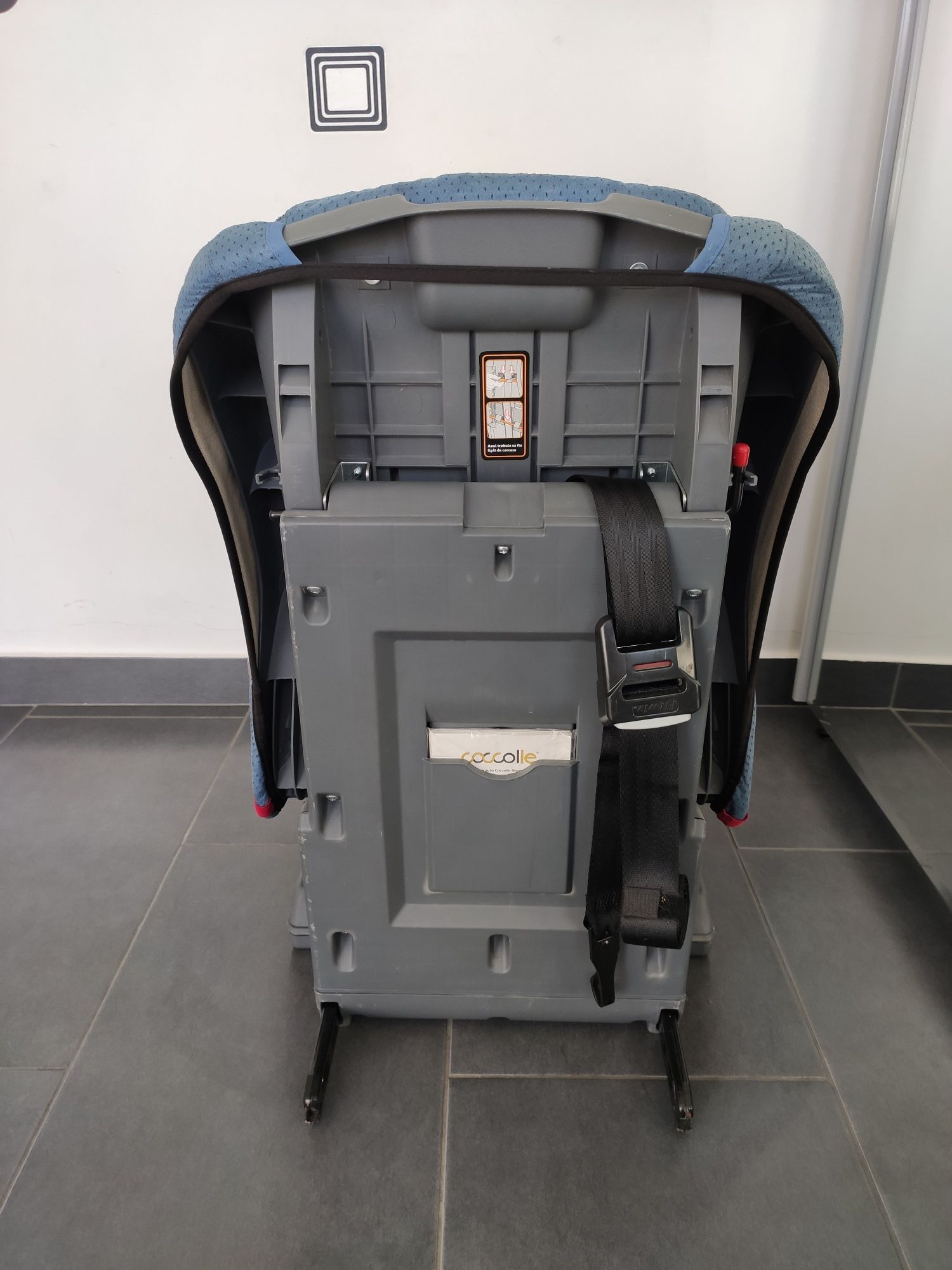 Scaun auto Coccolle Rhea cu isofix pentru copii intre 9 și 36 kg