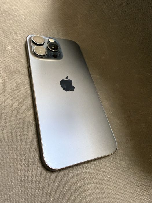 iPhone 15 Pro Max 256gb . с дефект