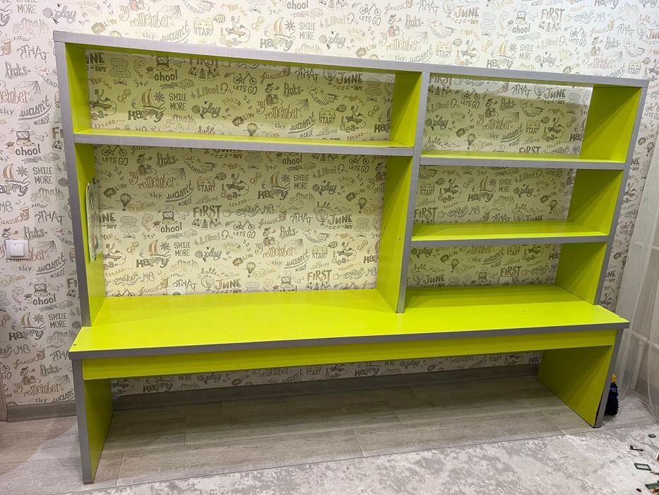 Стенка в детскую