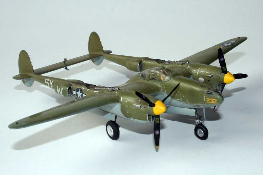 подарок сборная модель самолёта P-38 Lightning 1/72 NOVO Редкость!