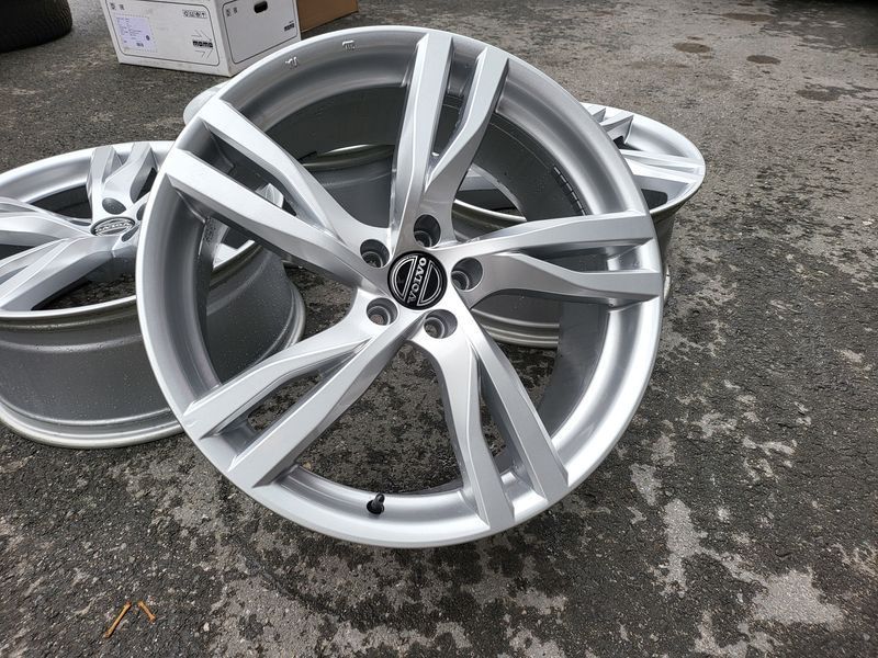20цола Volvo Волво 5x108 4бр