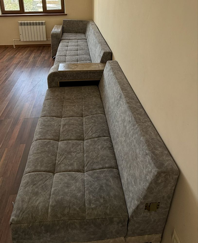 Mebel sotiladi!